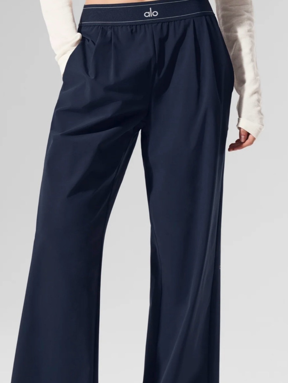 ALO Yoga Navy Wide-Leg Pull-On Pants NWOT